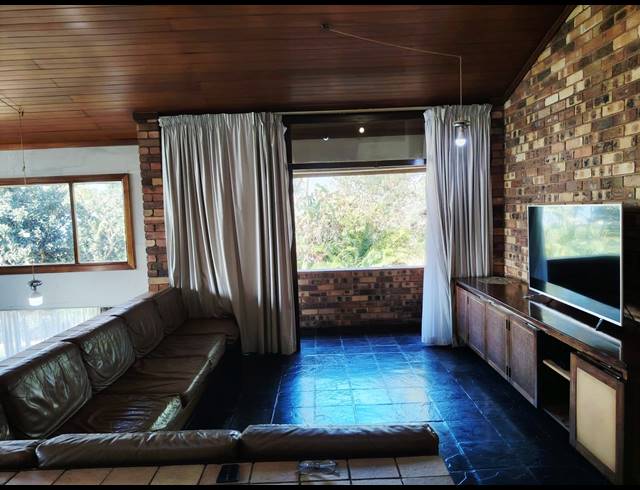 4 BEDROOM HOUSE FOR SALE IN RESERVOIR HILLS